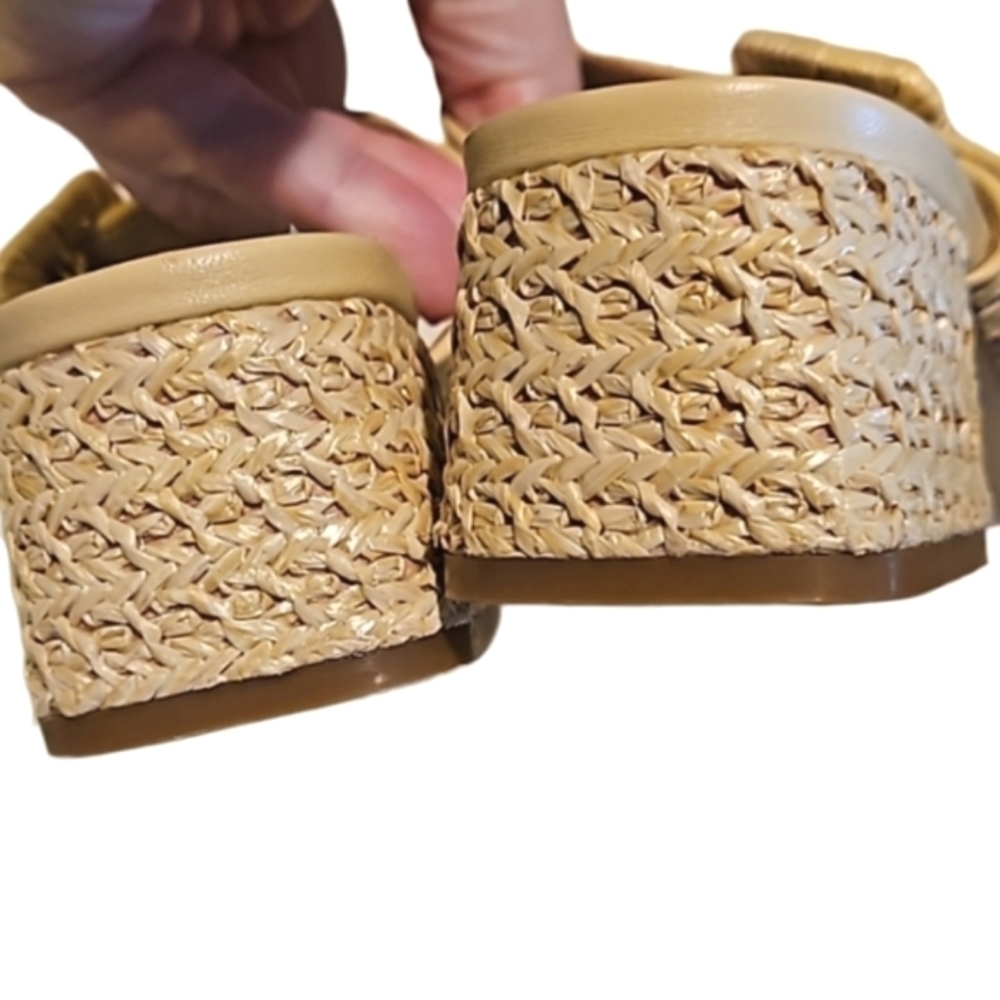 NEW! ANN TAYLOR Raffia Slip On Block Heel Sandals Buckle Accent 6. - Picture 5 of 8